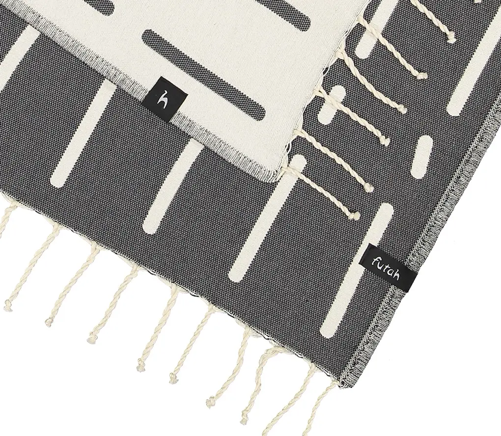 Futah - Nefua Preto & Branco Toalha Individual (3)